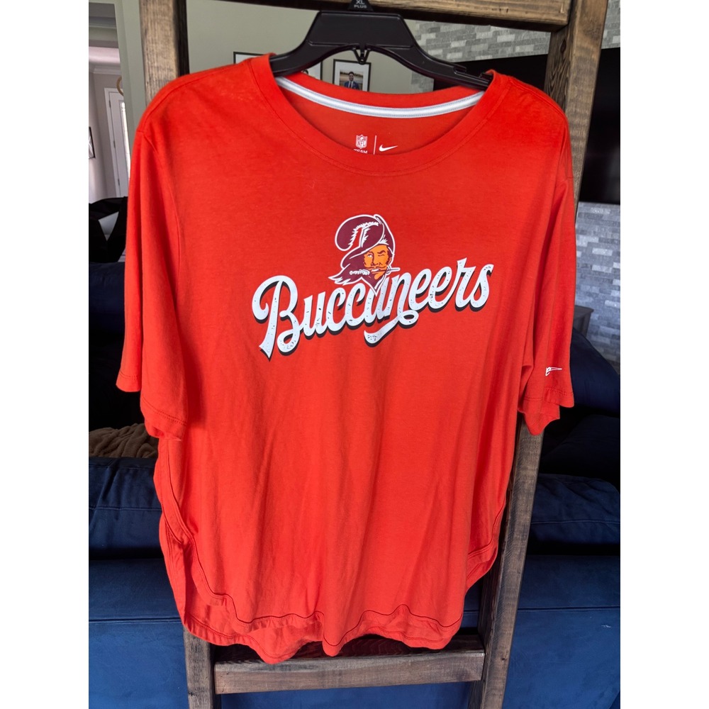 Nike NFL Tampa Bay Buccaneers Orange Bucco Bruce Graphic T-Shirt XL